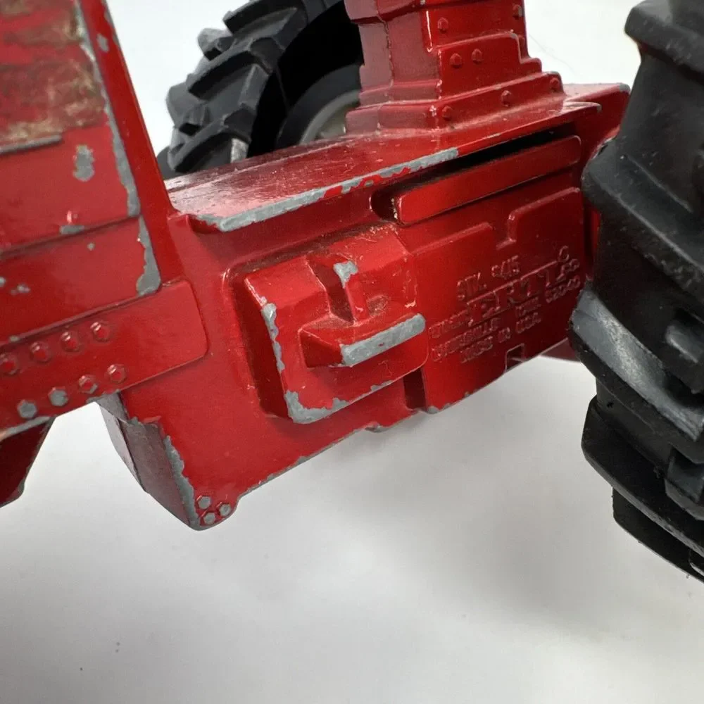 Vtg Red Farm Tractor The ERTL Co STK 415 International Metal and‎ Wagon